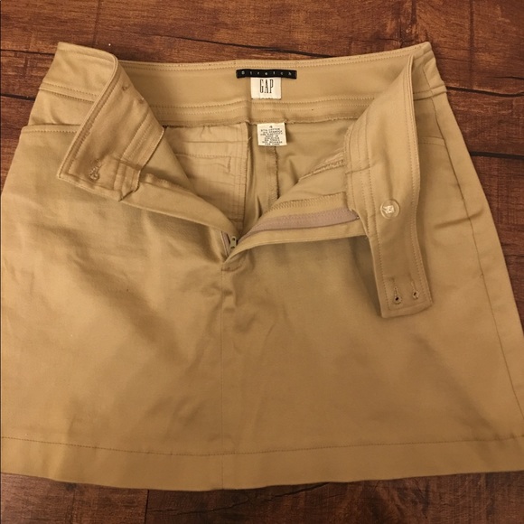 SOLD💎Gap Women High Rise Mini Skirt 4 Beige💎 - Picture 3 of 8